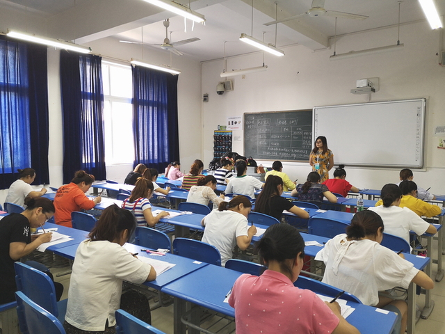 f1258336-ac7d-489d-9eca-83d6000fad41.jpg