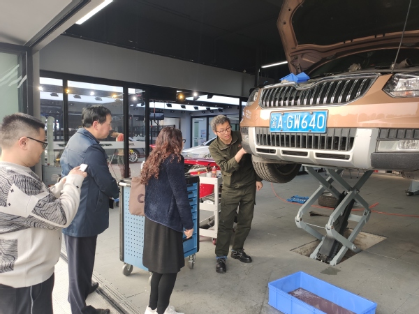 智能工程学院开展 安全用车舒心过冬 用车养车知识科普沙龙 威尼斯最新网址