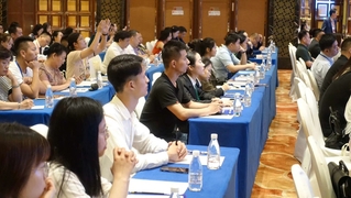 我院物业管理专业师生代表参加2...
